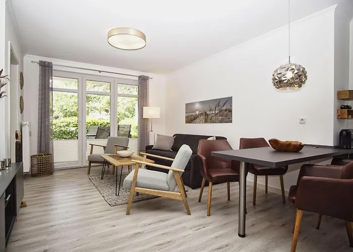 Terrasse, Gratis Nutzung Vom Ahoi Erlebnisbad Und Sauna In Sellin - Meeresblick Fewo 77