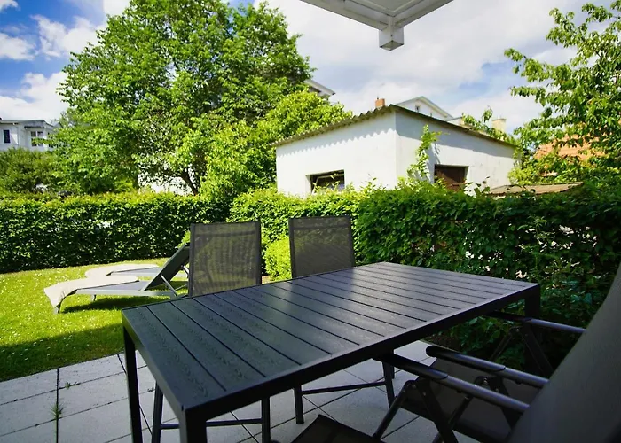 Terrasse, Gratis Nutzung Vom Ahoi Erlebnisbad Und Sauna In Sellin - Meeresblick Fewo 77