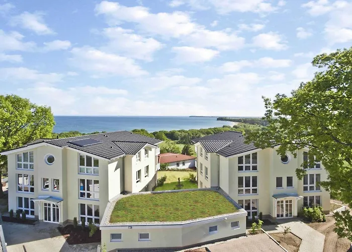 Terrasse, Gratis Nutzung Vom Ahoi Erlebnisbad Und Sauna In Sellin - Meeresblick Fewo 77