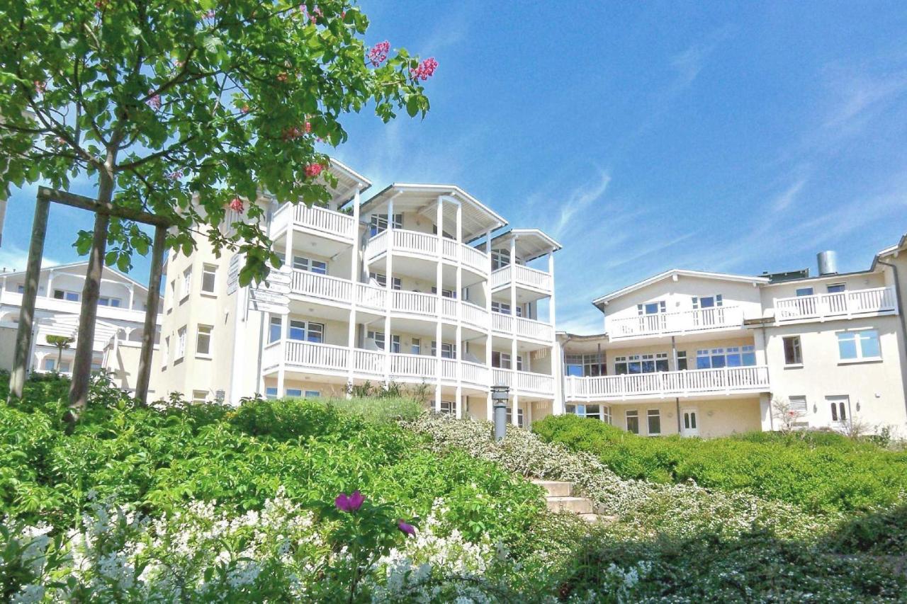 Terrasse, Gratis Nutzung Vom Ahoi Erlebnisbad Und Sauna In Sellin - Meeresblick 77 Apartment