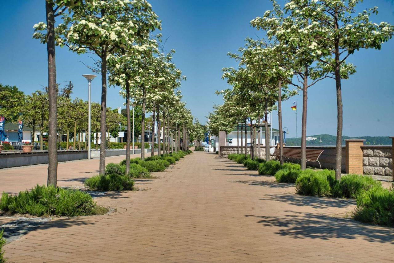 Apartment Terrasse, Gratis Nutzung Vom Ahoi Erlebnisbad Und Sauna In Sellin - Meeresblick 77 *