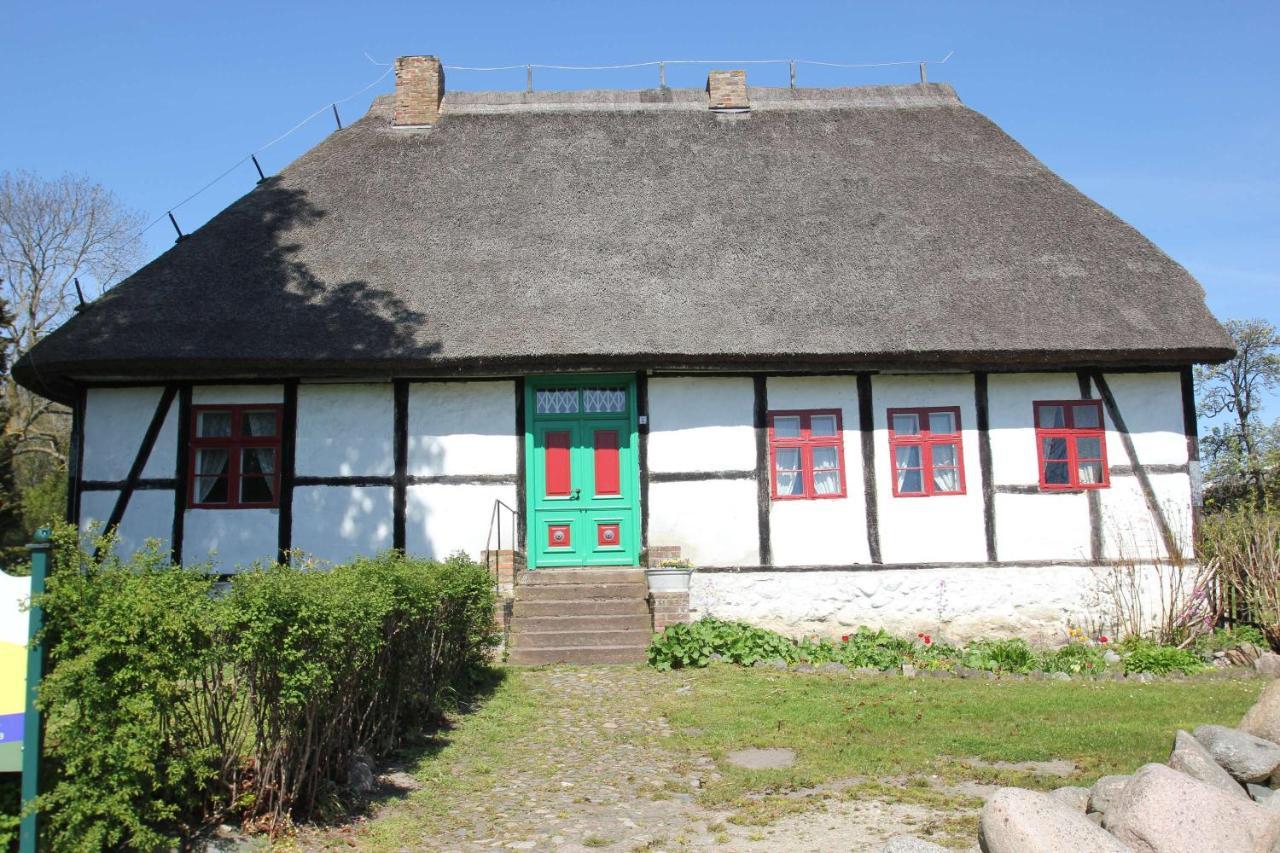 Terrasse, Gratis Nutzung Vom Ahoi Erlebnisbad Und Sauna In Sellin - Meeresblick 77 Apartment Goehren (Ruegen)