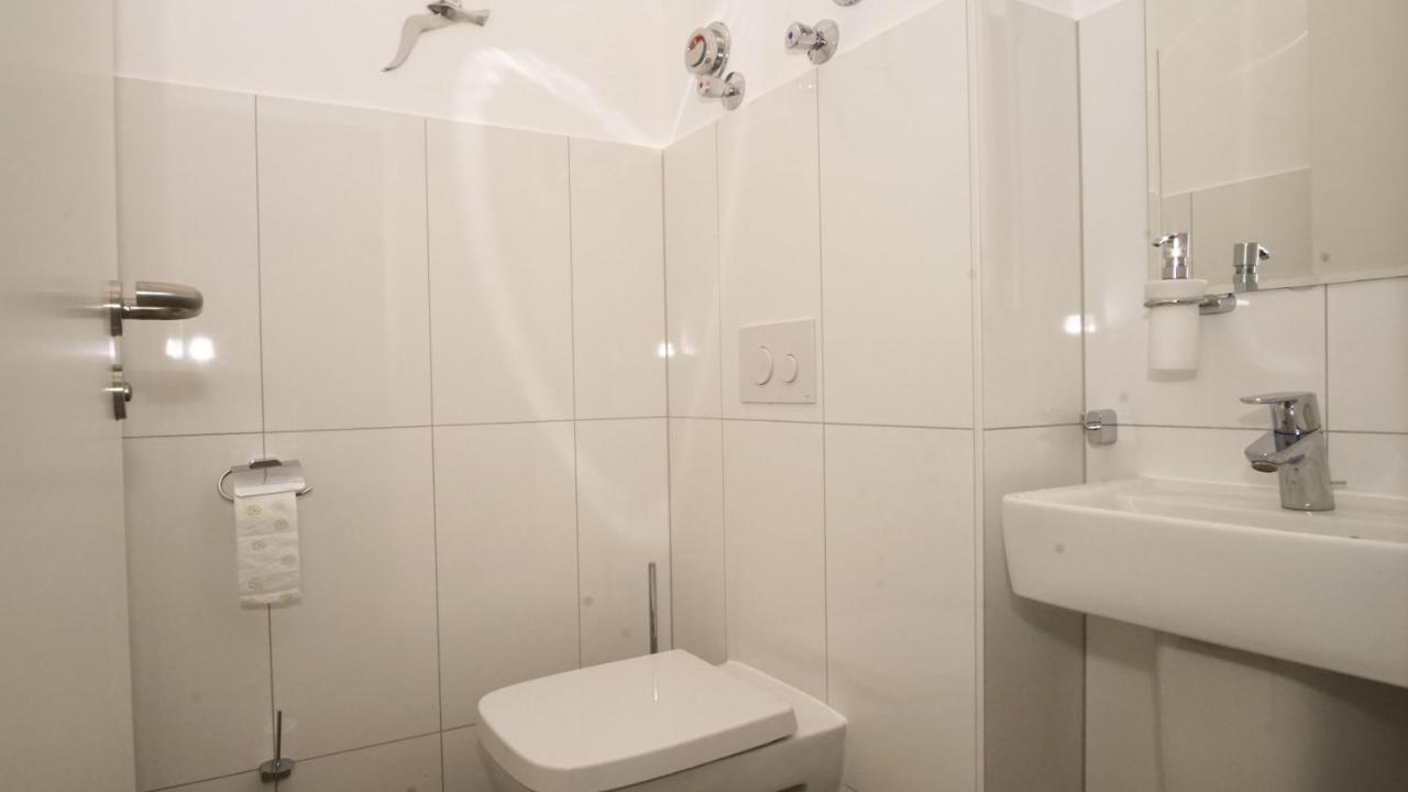 Apartment Terrasse, Gratis Nutzung Vom Ahoi Erlebnisbad Und Sauna In Sellin - Meeresblick 77