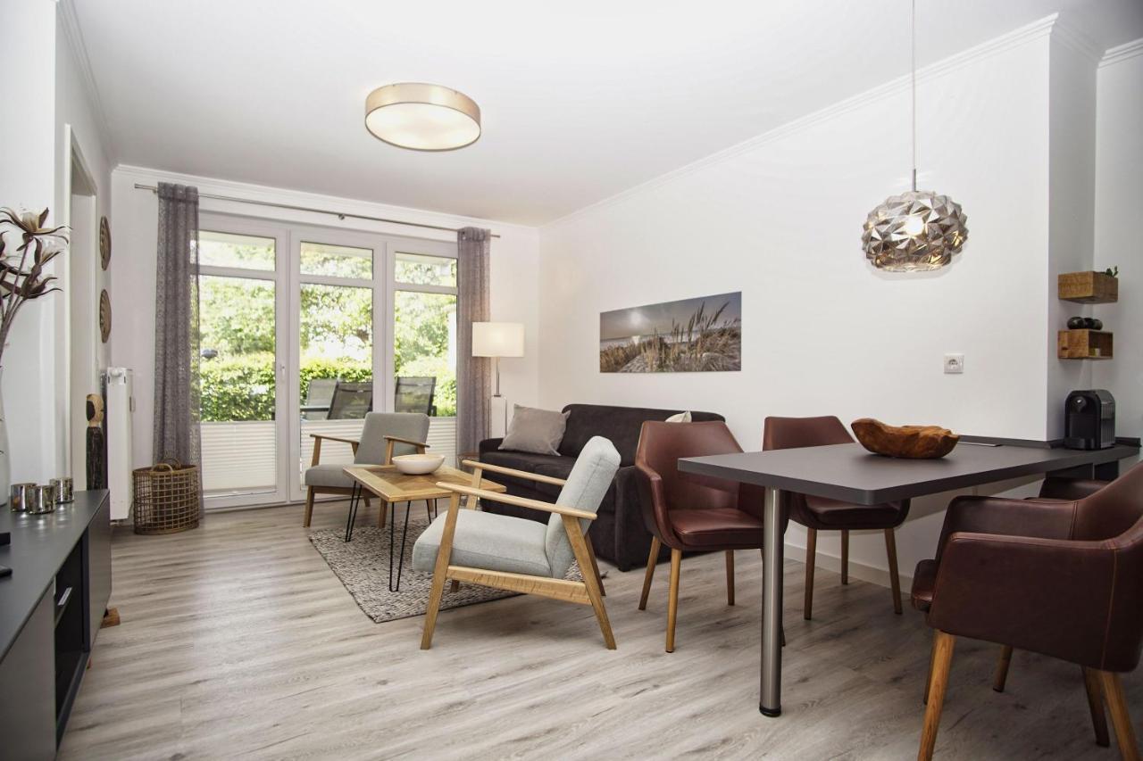 Apartment Terrasse, Gratis Nutzung Vom Ahoi Erlebnisbad Und Sauna In Sellin - Meeresblick 77 *